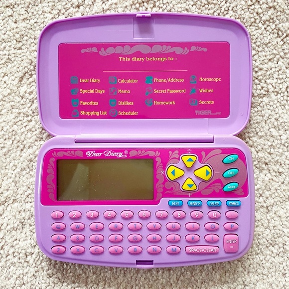 Vintage Accessories - Vintage ‘Dear Diary’ electronic organizer (1994)